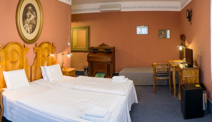 Hotel Maxi Uherské Hradiště - Čtyřlůžkový pokoj